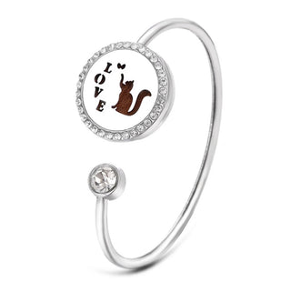 Aromatherapy Diffuser Bracelet with Essential Oil Locket